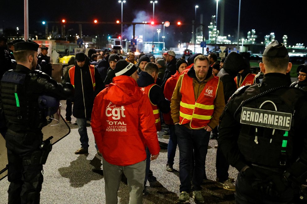 Násilné protesty ve Francii