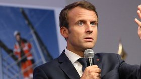 Macron promluvil smířlivě k pracující třídě. Rázně odmítl řeči o své aroganci