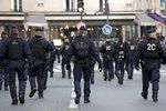 Francouzská policie hrozí tím, že se kvůli škrtům v rozpočtu připojí ke stávkám, (18.12.2018).