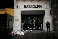 Napomáhali strůjcům teroru v Paříži: Soud odsoudil 10 lidí, někteří z nich skrývali teroristu
