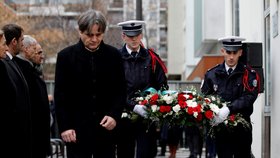 Francie si připomněla čtyři roky od teroristických útoků na redakci satirického týdeníku Charlie Hebdo a obchod s košer potravinami, při kterých zahynulo sedmnáct lidí. (7.1.2019)