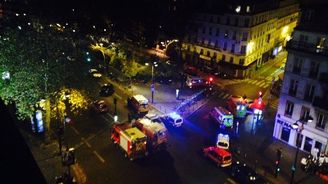 Dramatická razie francouzské policie v pařížské čtvrti Saint-Denis: tři teroristé jsou mrtví