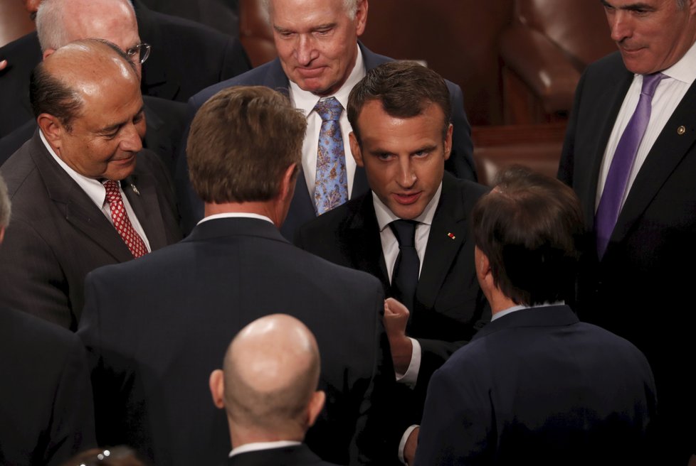 Francouzský prezident Emmanuel Macron promluvil v americkém Kongresu.