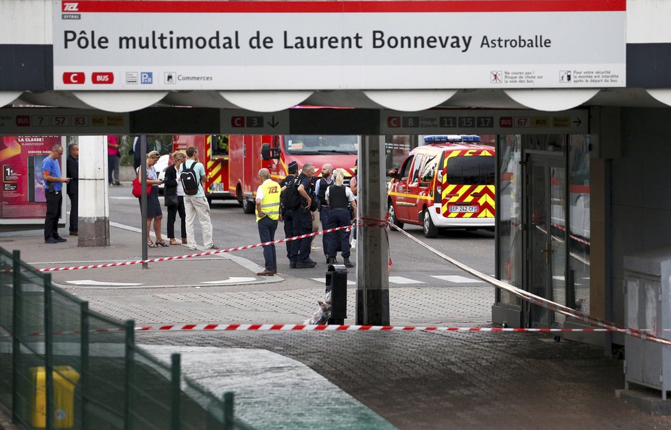 Útočník ve Francii zabil jednoho člověka, dalších 9 zranil, (31.08.2019).