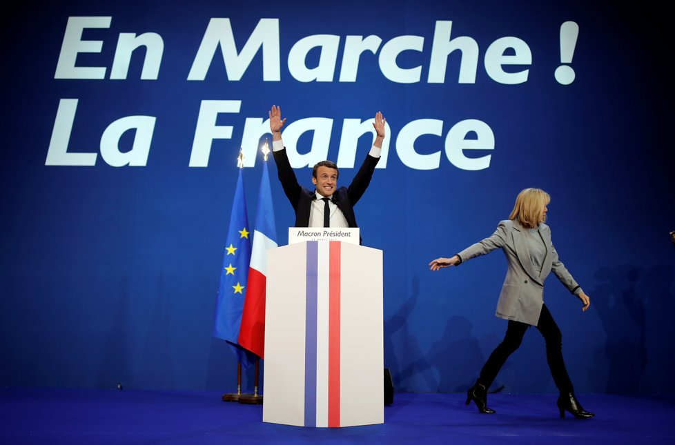 Výsledky voleb ve Francii: Macron versus Le Penová