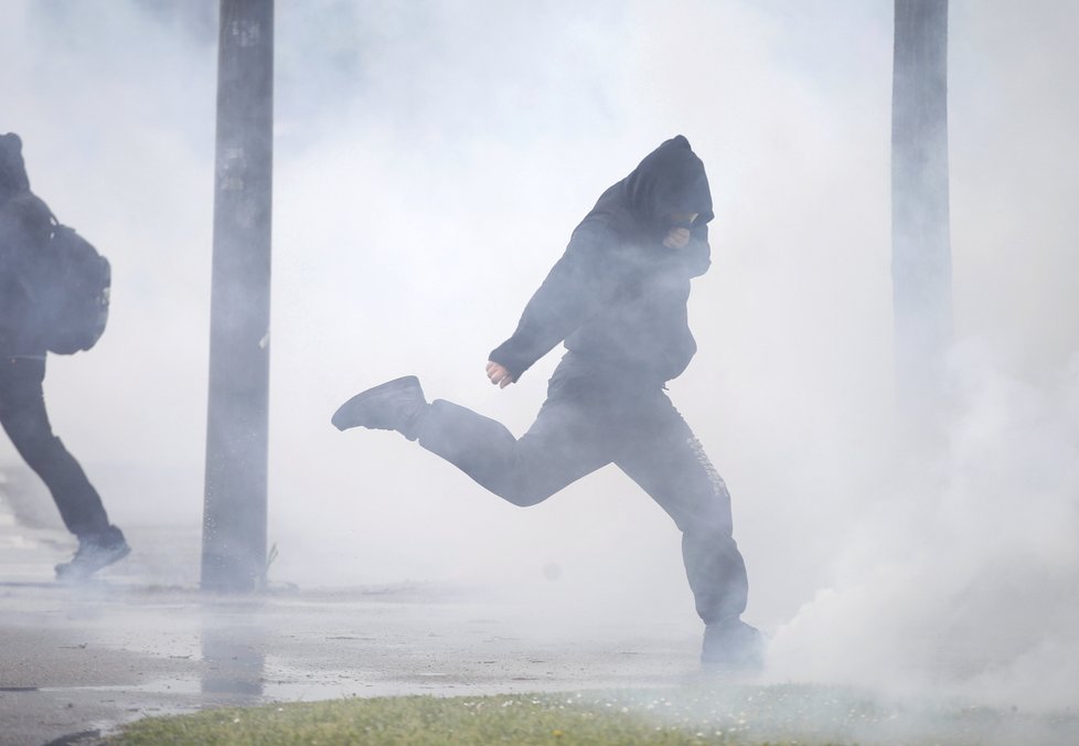 Poslední protesty žlutých vest ještě byly plné násilí