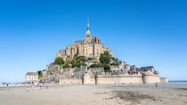 Masové turistice odzvonilo. Le Mont-Saint-Michel učí, jak cestovat „pomalu“