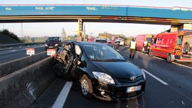 Belgická policie honila pašeráky na dálnici.