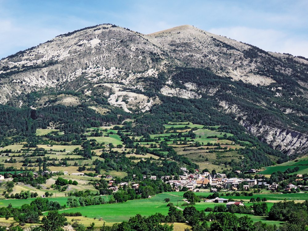 Vesnička Thorame-Haute leží v departmentu Alpes-de-Haute-Provence