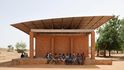 Základní škola ve městě Gando v Burkyně Faso, 2001