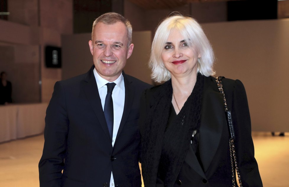 Francouzský ministr životního prostředí François de Rugy se svojí manželkou (16. 7. 2019)