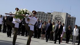 Francouzský prezident Hollande při návštěvě Kuby