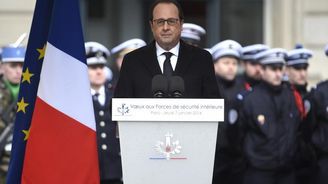 Francie prodlouží výjimečný stav, potvrdil Hollande