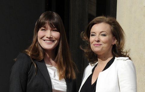 Sokyně tváří v tvář: Carle Bruni krade slávu nová první dáma Francie