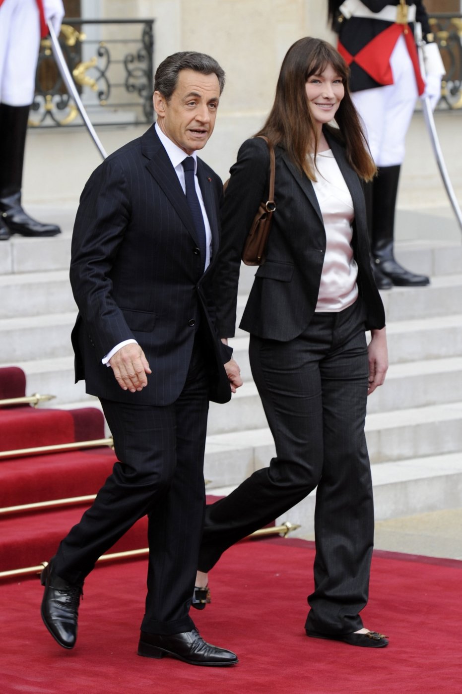Carla s Nicolasem Sarkozy ztrácí moc a slávu