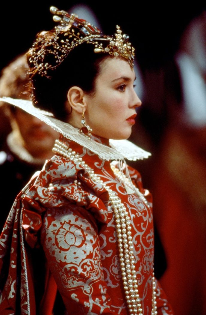 Isabelle Adjani coby královna Markéta z Valois (1994)