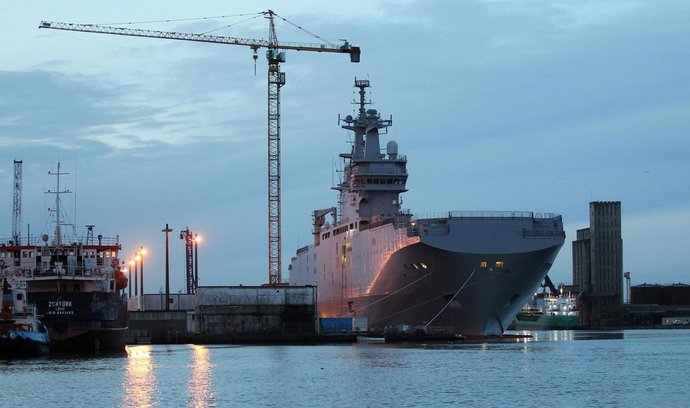 Francouzská loď Mistral nazvaná Vladivostok