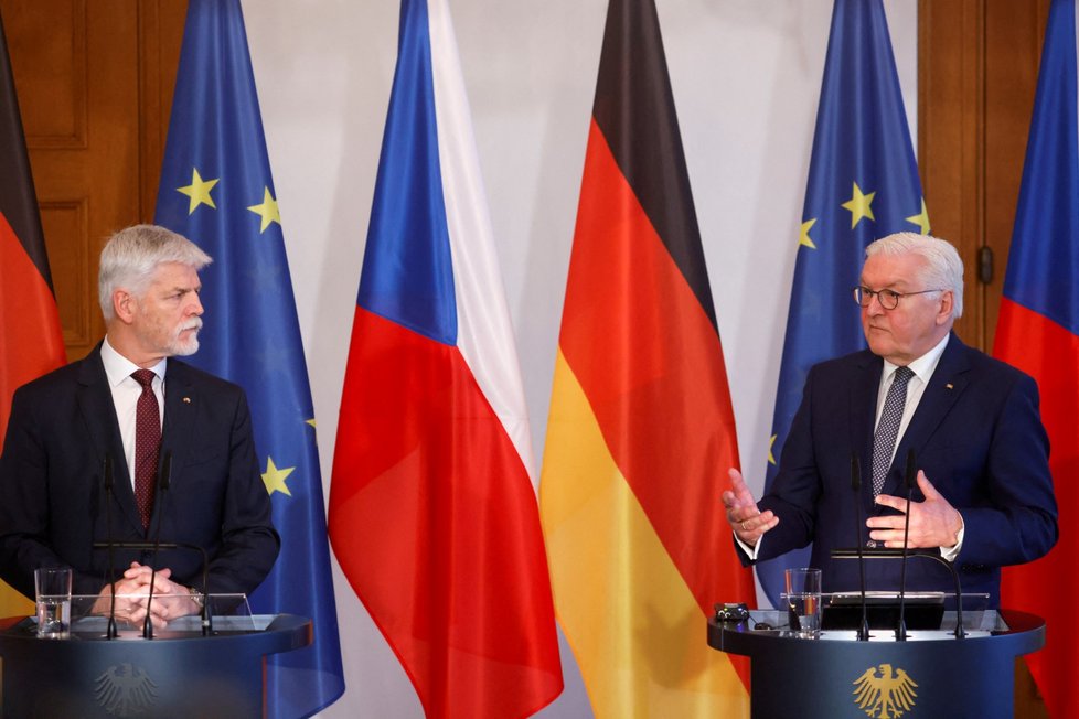 Český prezident Petr Pavel a německý prezident Frank-Walter Steinmeier na tiskové konferenci v Berlíně (21.3.2023