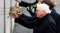 Slovenská prezidentka Zuzana Čaputová, prezident Miloš Zeman, polský prezident Andrzej Duda, maďarský prezident János Ader a německá hlava státu Frank-Walter Steinmeier na oslavách 30 let od pádu Berlínské zdi. Slovenská prezidentka Zuzana Čaputová, prezident Miloš Zeman, polský prezident Andrzej Duda, maďarský prezident János Ader a německá hlava státu Frank-Walter Steinmeier na oslavách 30 let od pádu Berlínské zdi.