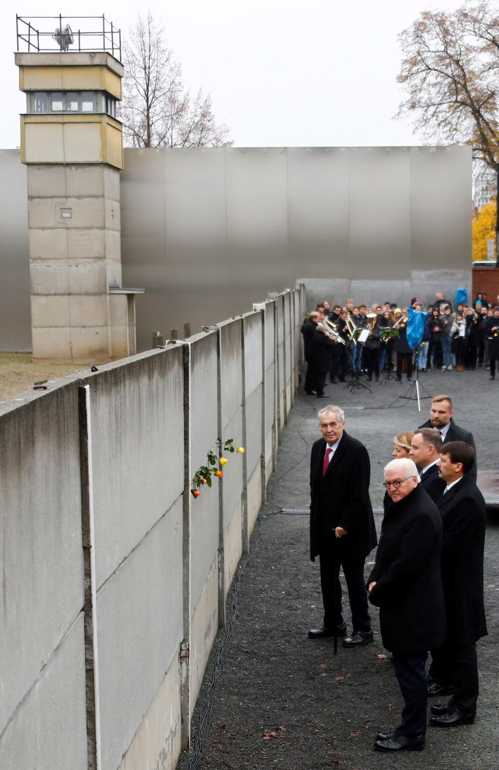 Slovenská prezidentka Zuzana Čaputová, prezident Miloš Zeman, polský prezident Andrzej Duda, maďarský prezident János Ader a německá hlava státu Frank-Walter Steinmeier na oslavách 30 let od pádu berlínské zdi.