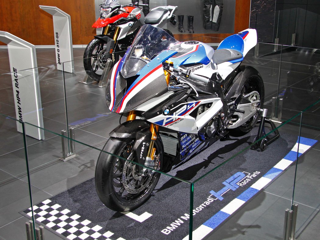 BMW HP4 Race