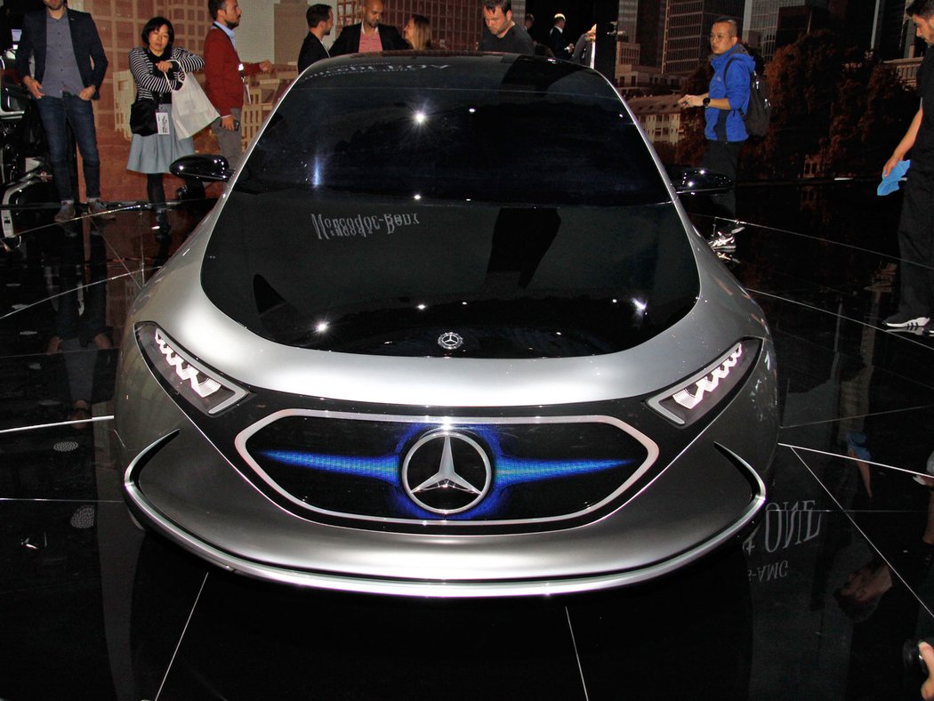 Mercedes-Benz Concept EQA