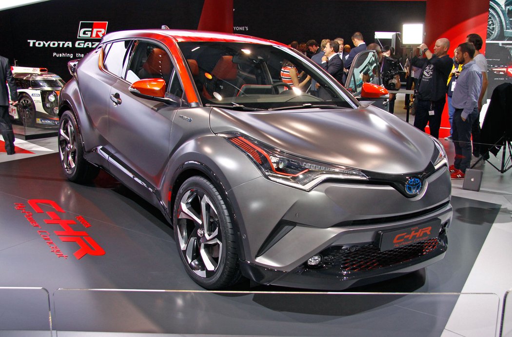 Toyota C-HR Hy-Pwer Concept