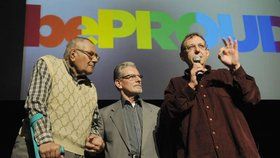 V roce 2013 byli František (uprostřed) společně s Pavlem oceněni za změnu vnímání gayů a leseb ve společnosti, pomáhání prosazovat práva LGBT minority a přispívání k odstraňování předsudků, diskriminace a homofobie.