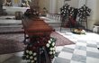 Ve Slušovicích se koná pohřeb bývalého senátora a představitele JZD Slušovice Františka Čuby (†83) ( (3. 7. 2019)