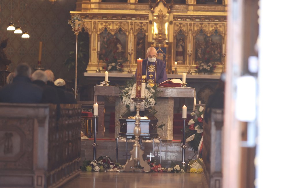 Poslední rozloučení s režisérem Františkem Filipem na Vyšehradě