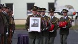 Ostatky generála Moravce jsou v Česku: Speciál z USA přivezl domů tělo exšéfa rozvědky