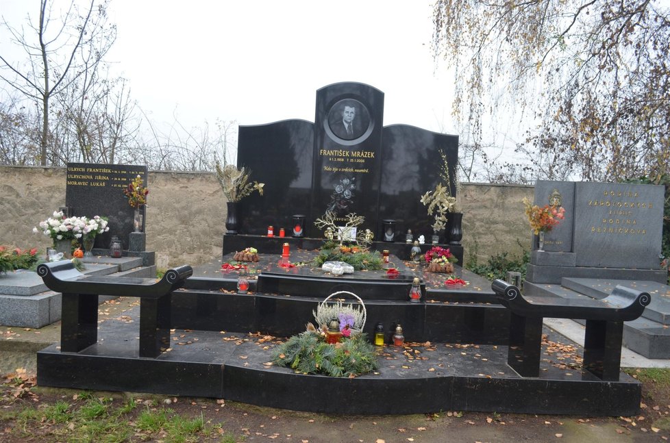 Hrobka Františka Mrázka.