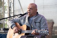 František Nedvěd o těžkém boji s rakovinou: Nemá hlas a kvůli bolestem nedokáže ani hrát na kytaru!