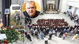 Na pohřbu trampské legendy Františka Nedvěda (†73) chyběly country hvězdy!