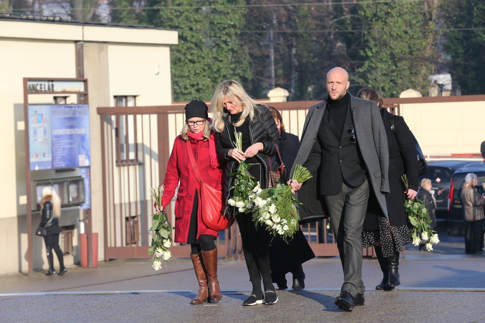 Pohřeb módní guru Blesku Františky Čížkové (†67) v pražských Strašnicích