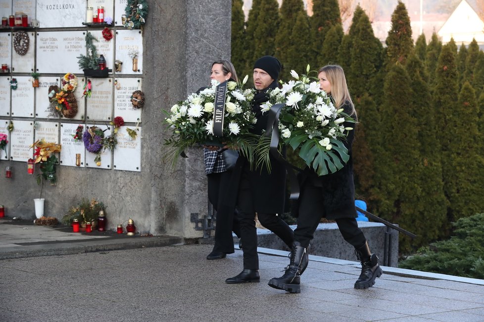 Pohřeb módní guru Blesku Františky Čížkové (†67) v pražských Strašnicích