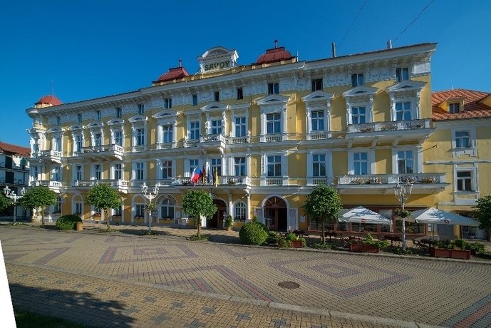 Ve Františkových Lázních je na prodej komplex tří známých hotelů - Savoy, Goethe a Otava