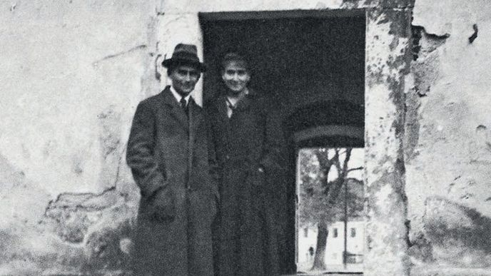 Kafka a sestra Ottla v Siřemi Kafka a sestra Ottla v Siřemi