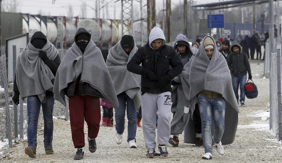 Nové uprchlíky v Německu čeká hromadný odsun. Jen 40 procent má šanci na azyl.