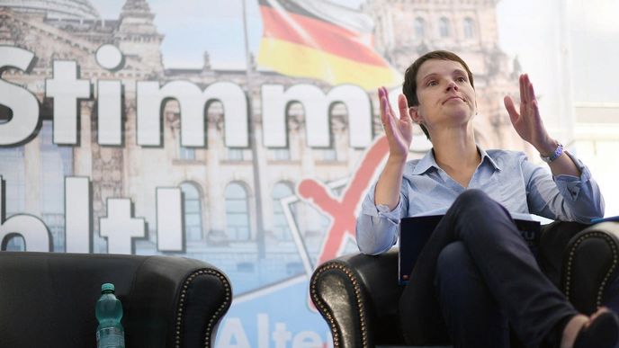 Lídryně AfD Frauke Petryová