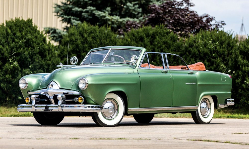 Čtyřdveřový kabriolet Frazer Manhattan 1951 byl poslední americký kabriolet až do příchodu Lincolnu Continental 1961.