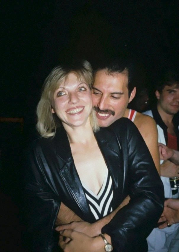 Freddie Mercury se svojí životní láskou Mary Austinovou