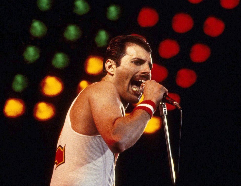 Legendární zpěvák kultovní skupiny Queen Freddie Mercury