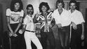 Neznámé fotky ze života Freddieho Mercuryho: S kapelou a Diegem Maradonou