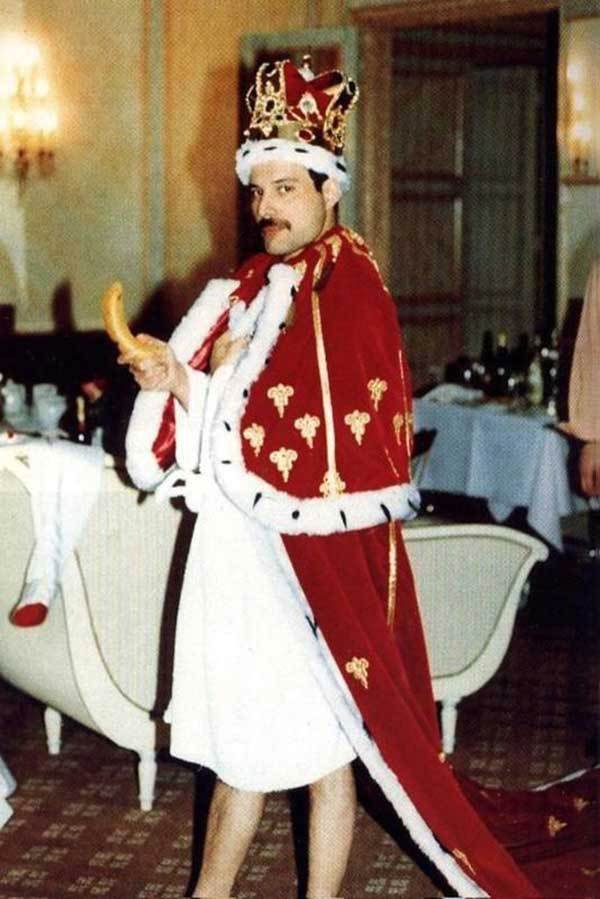 Neznámé fotky ze života Freddieho Mercuryho: V kotýmu krále