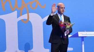 Švédský premiér Reinfeldt po prohraných volbách podal demisi