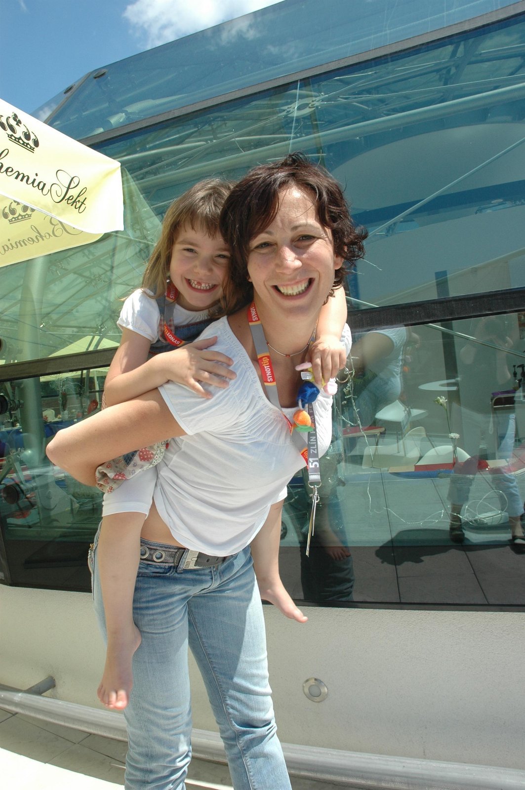 Kristýna Frejová s dcerkou na MMF Zlín 2011