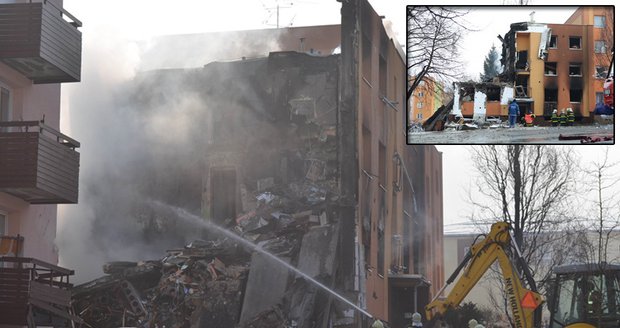 Ruina panelového domu ve Frenštátě, kde došlo k výbuchu plynu