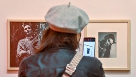 Galerie hlavního města Prahy otevřela 14. října 2021 v Domě U Kamenného zvonu výstavu Frida Kahlo - Fotografie.