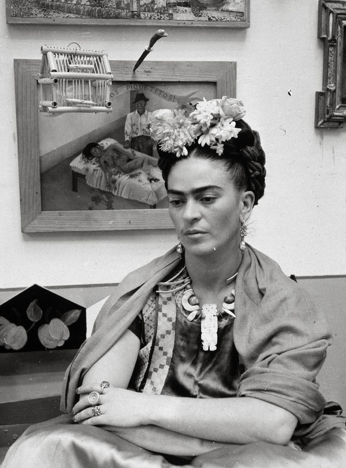 Frida Kahlo na dobové fotografii.